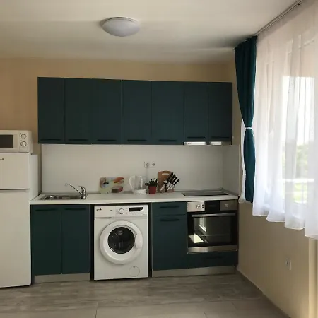 борис Apartment Ravda